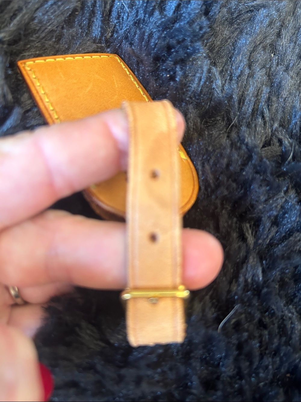 Louis Vuitton 2 small tan leather luggage tags - Picture 5 of 12